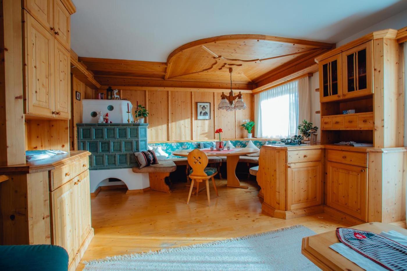 Appartement Seppi By Monicare Seefeld in Tirol Eksteriør bilde